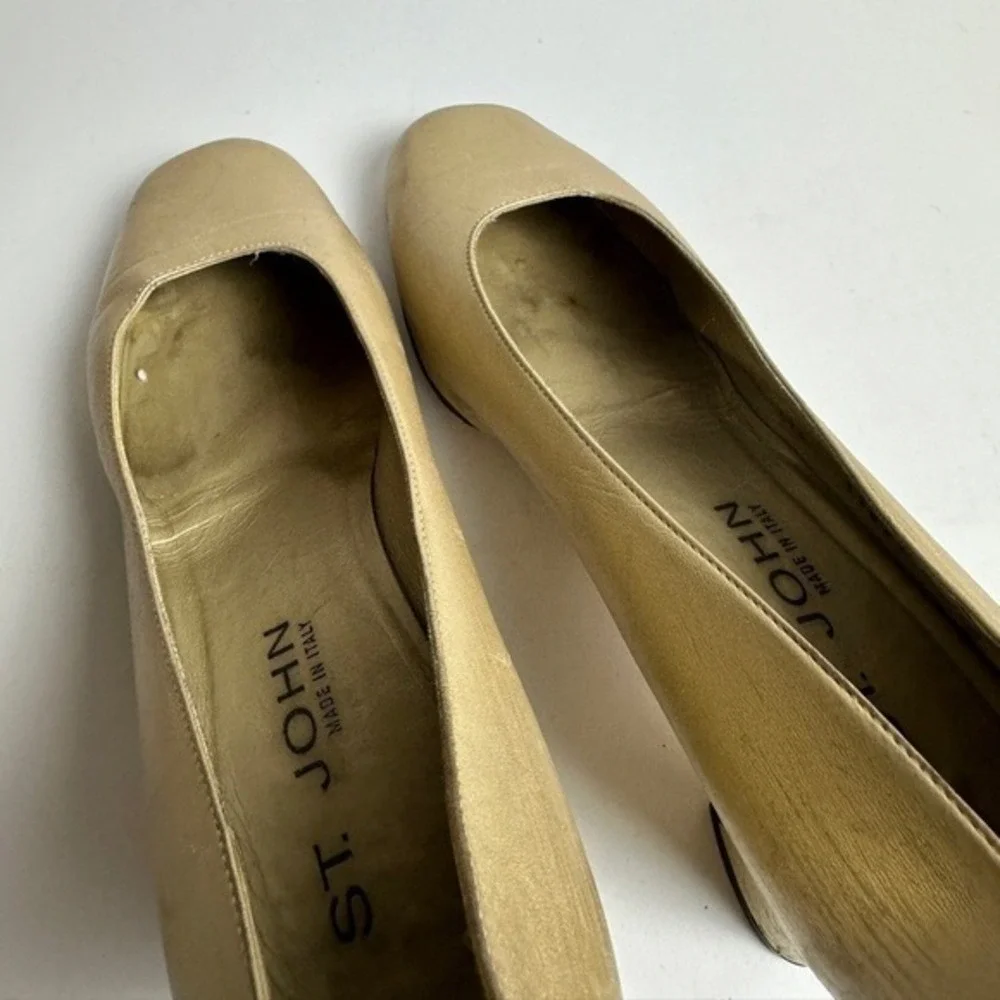 Vintage 1990s Y2K St John Heels Shoes Womens Size 8 1/2 Gold Leather‎ Pumps KC